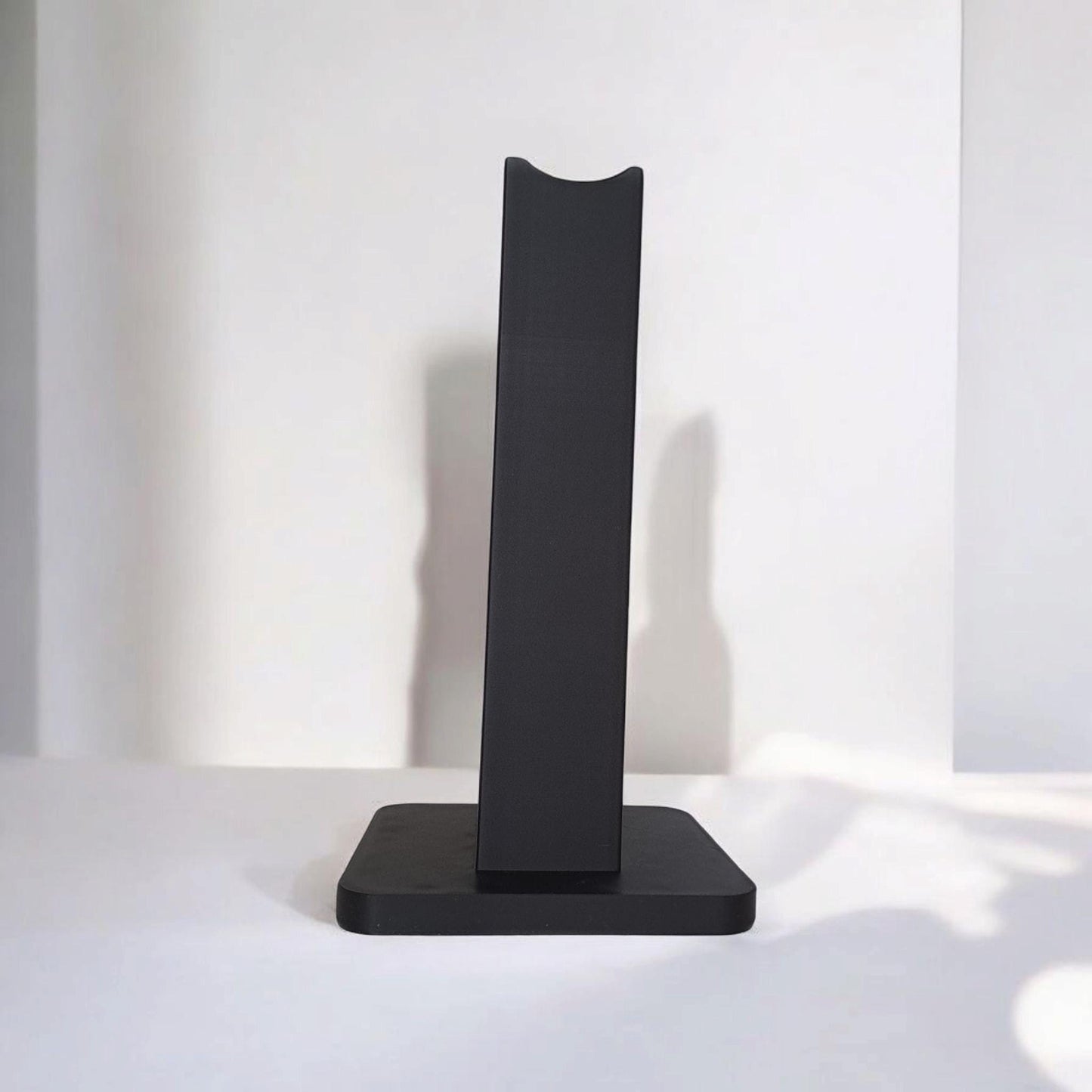 Minimalist 3D Printed Headphone Stand - "Obelisk" – Modern Desk & Gaming Headset Holder